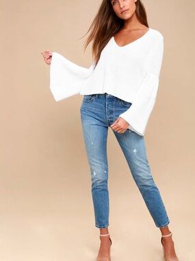 Free People Womens Small Damsel White Bell Sleeve Knit Sweater